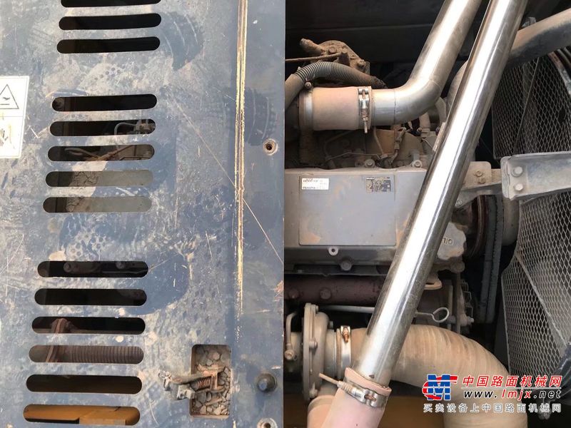 徐州市出售转让二手不详小时2015年徐工XE370CA挖掘机