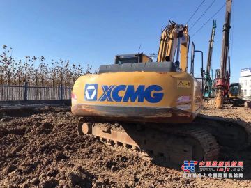 徐州市出售转让二手不详小时2017年徐工XE270DK挖掘机