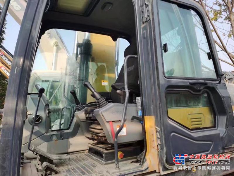 徐州市出售转让二手不详小时2020年徐工XE200DA挖掘机