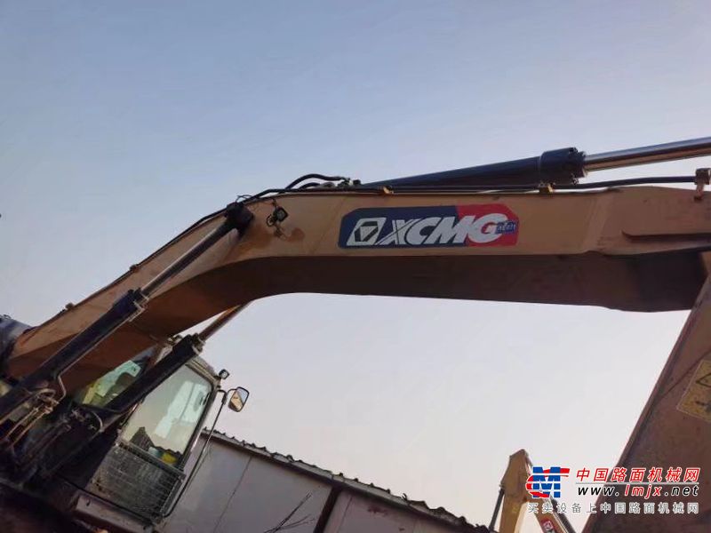 徐州市出售转让二手不详小时2019年徐工XE370DK挖掘机