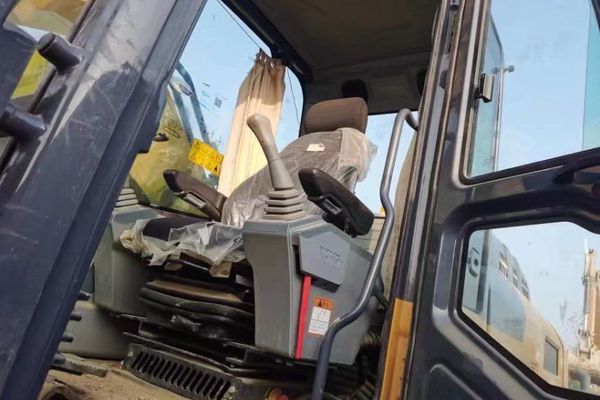 徐州市出售转让二手不详小时2019年徐工XE370DK挖掘机
