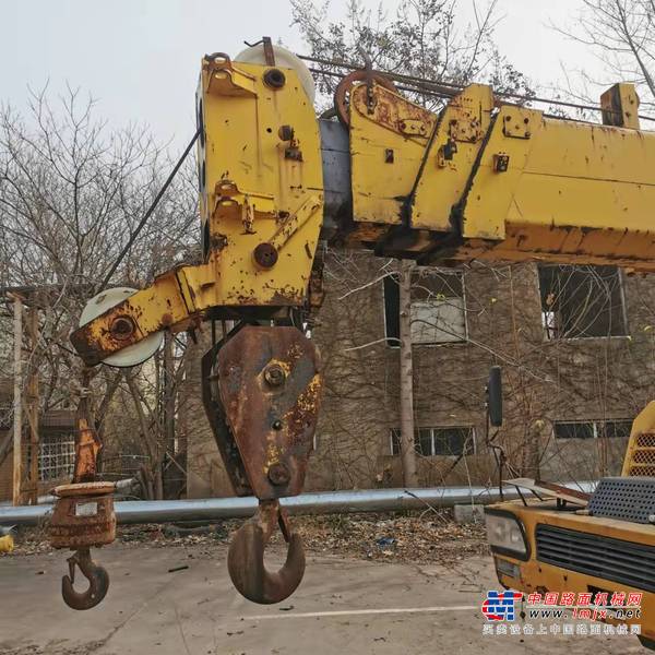徐州市出售转让二手不详小时2009年徐工QY25E汽车起重机