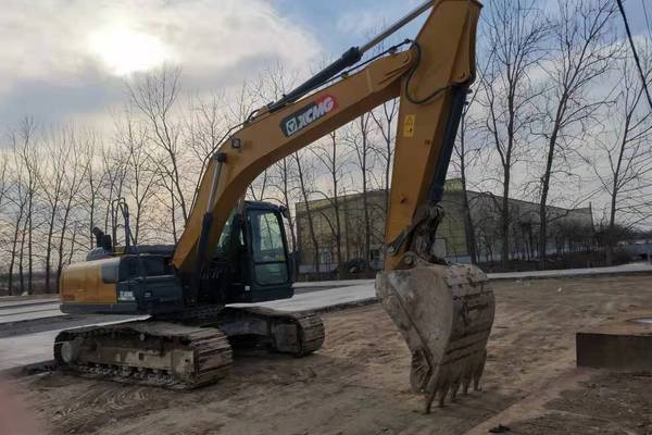 徐州市出售转让二手不详小时2021年徐工XE200DA挖掘机