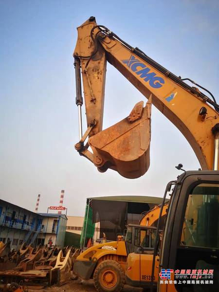 徐州市出售转让二手不详小时2018年徐工XE215D挖掘机