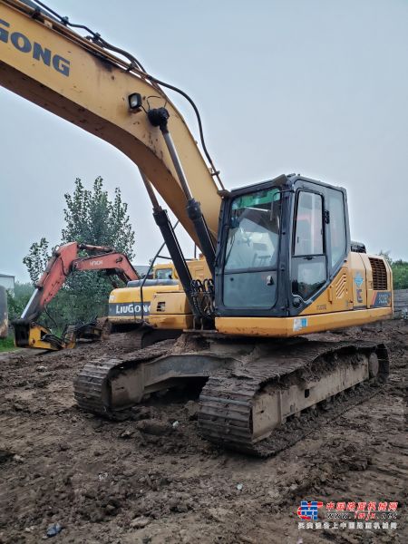 泰安市出售转让二手不详小时2017年柳工CLG920E挖掘机