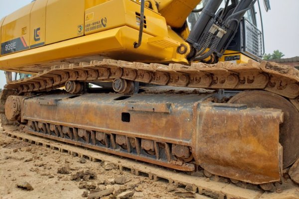 泰安市出售转让二手不详小时2019年柳工CLG939E挖掘机