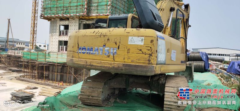 济南市出售转让二手不详小时2009年小松PC200-8挖掘机