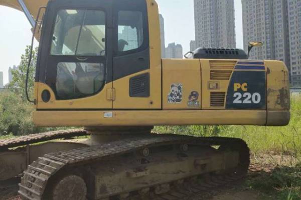 济南市出售转让二手不详小时2010年小松PC220-8挖掘机