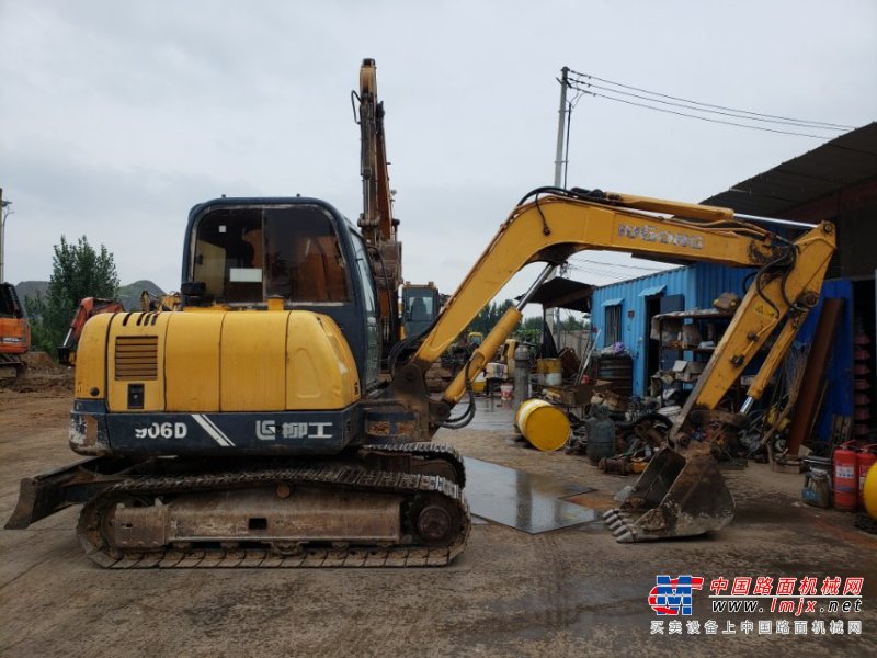 泰安市出售转让二手不详小时2013年柳工CLG906D挖掘机