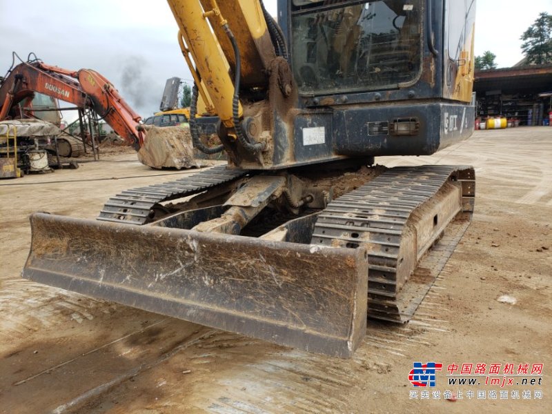 泰安市出售转让二手不详小时2013年柳工CLG906D挖掘机