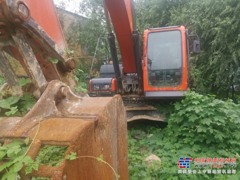 济南市出售转让二手不详小时2019年斗山DX260挖掘机