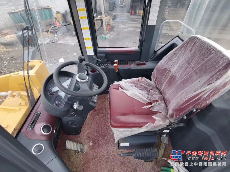 徐州市出售转让二手不详小时2020年龙工LG855NT装载机