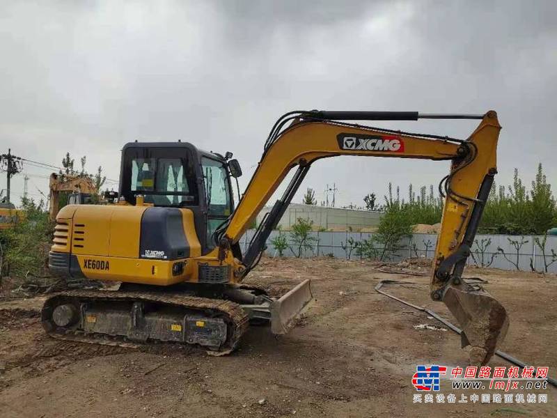 徐州市出售转让二手不详小时2019年徐工XE60DA挖掘机