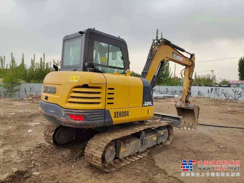徐州市出售转让二手不详小时2019年徐工XE60DA挖掘机