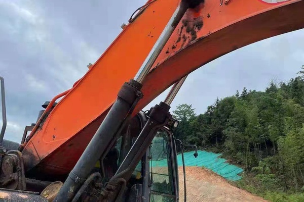 徐州市出售转让二手不详小时2016年斗山DX380挖掘机