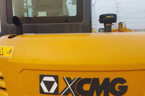 徐州市出售转让二手不详小时2021年徐工XE60DA挖掘机