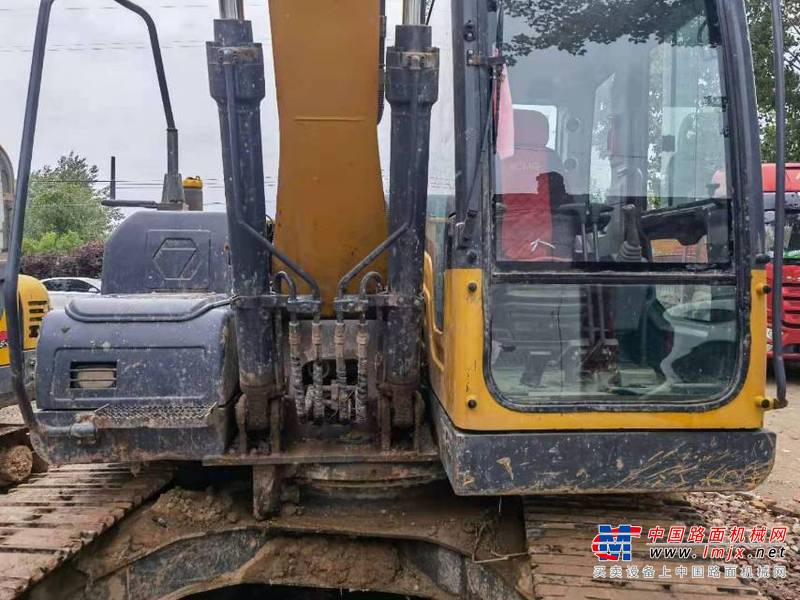 徐州市出售转让二手不详小时2018年徐工XE150挖掘机