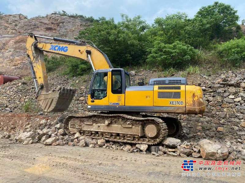 徐州市出售转让二手不详小时2018年徐工XE370D挖掘机