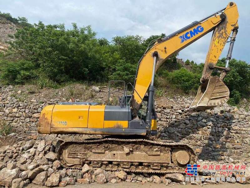 徐州市出售转让二手不详小时2018年徐工XE370D挖掘机