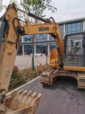 徐州市出售转让二手不详小时2019年柳工CLG907挖掘机