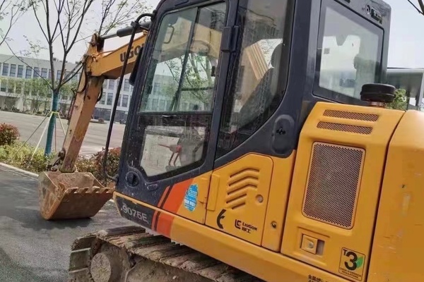 徐州市出售转让二手不详小时2019年柳工CLG907挖掘机