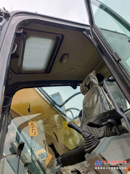 徐州市出售转让二手不详小时2020年徐工XE245D挖掘机