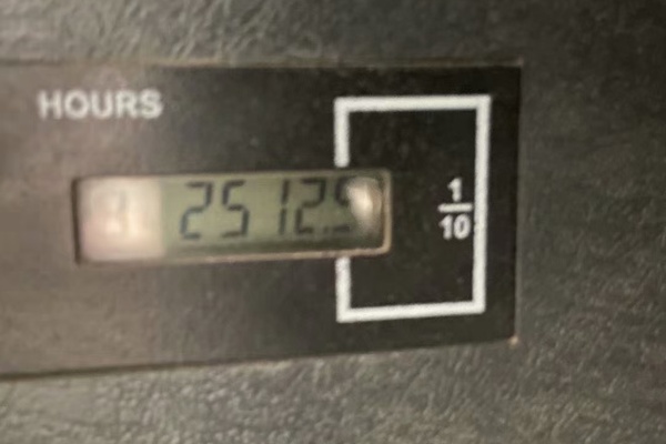 徐州市出售转让二手不详小时2018年现代R485挖掘机