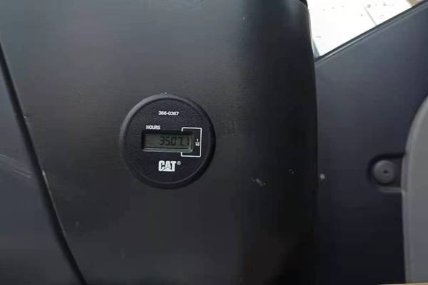 徐州市出售转让二手不详小时2017年卡特彼勒320D2挖掘机