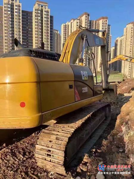 徐州市出售转让二手不详小时2017年卡特彼勒320D2挖掘机