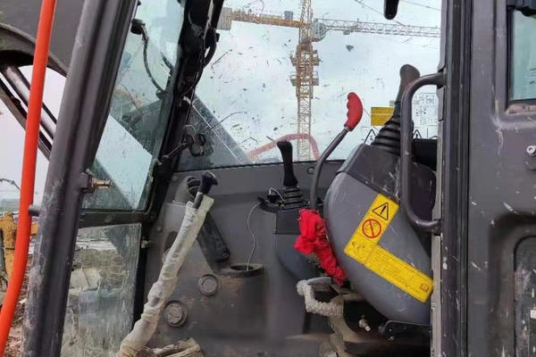 徐州市出售转让二手不详小时2020年沃尔沃EC80挖掘机