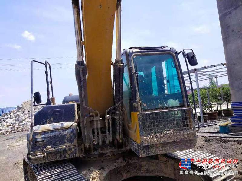 徐州市出售转让二手不详小时2018年徐工XE200D挖掘机