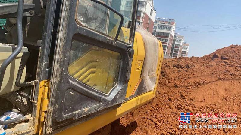徐州市出售转让二手不详小时2015年柳工CLG920装载机