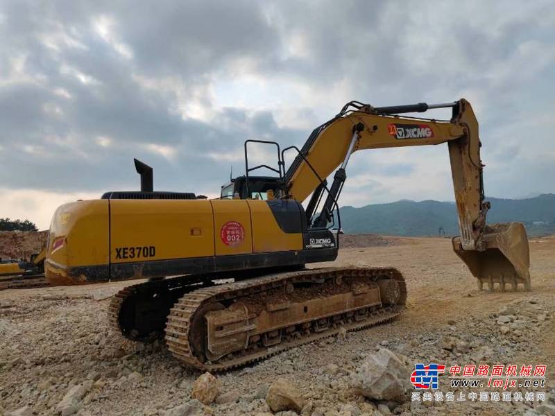 徐州市出售转让二手不详小时2020年徐工XE370D挖掘机