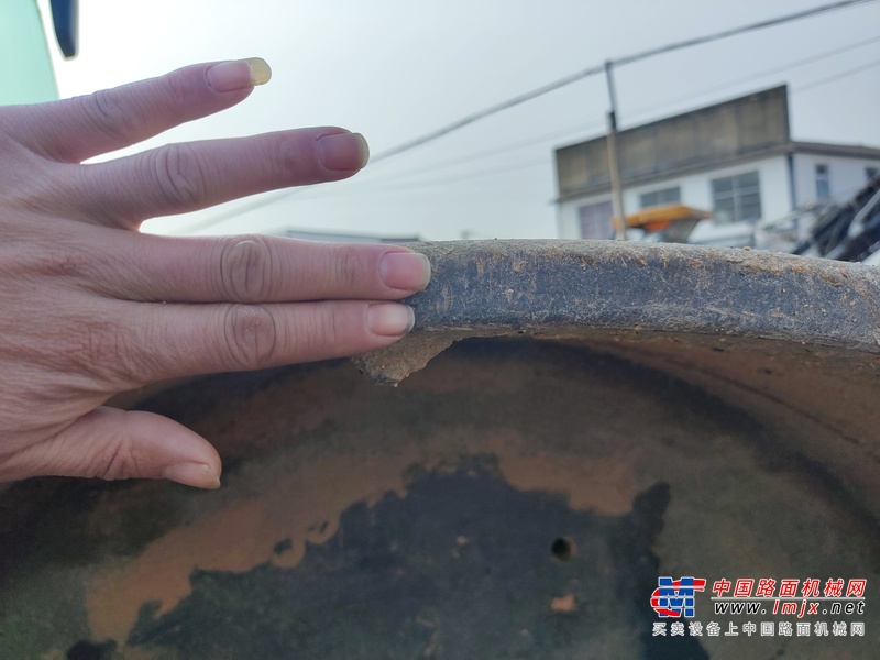 徐州市出售转让二手不详小时2012年徐工XS222J单钢轮压路机