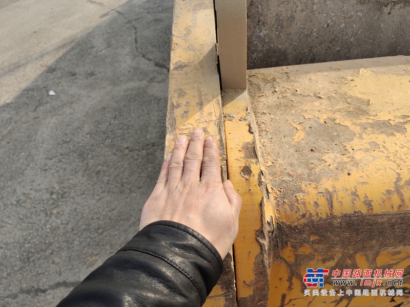 徐州市出售转让二手不详小时2012年徐工XS222J单钢轮压路机