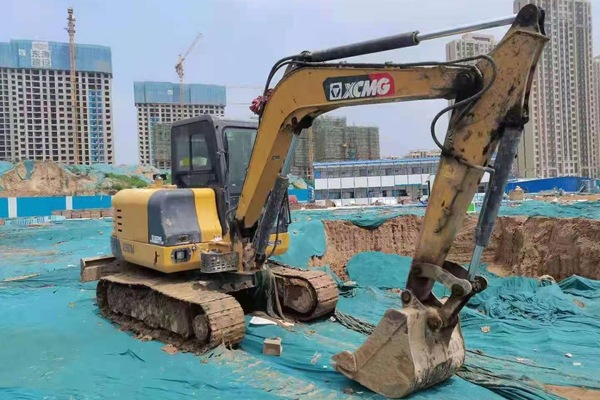 徐州市出售转让二手不详小时2019年徐工XE60DA挖掘机