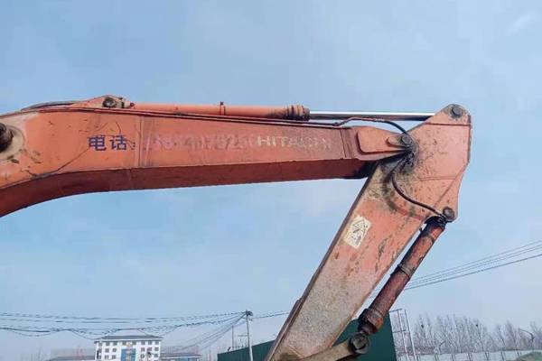 徐州市出售转让二手不详小时2006年日立EX230挖掘机