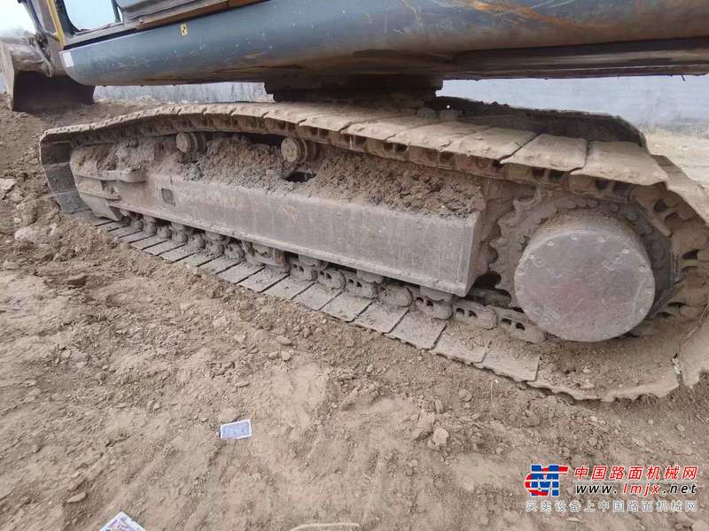 徐州市出售转让二手不详小时2018年徐工XE215D挖掘机