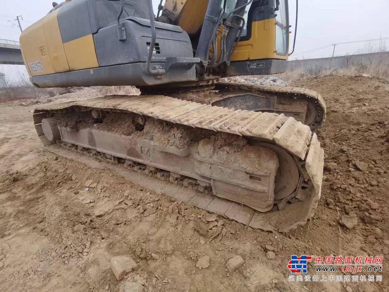 徐州市出售转让二手不详小时2018年徐工XE215D挖掘机
