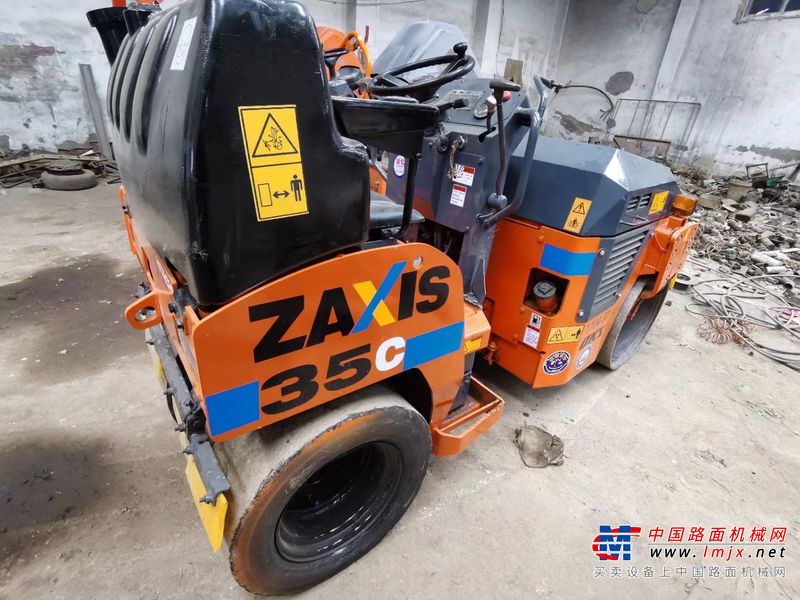 徐州市出售转让二手不详小时2021年日立ZC35C单钢轮压路机