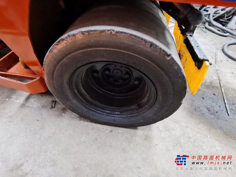 徐州市出售转让二手不详小时2021年日立ZC35C单钢轮压路机