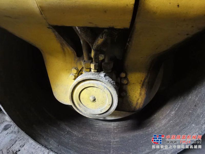 徐州市出售转让二手不详小时2016年宝马格BW115AC-2单钢轮压路机