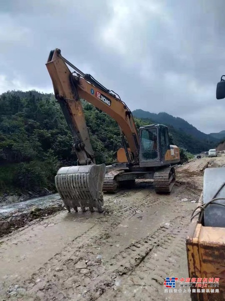 徐州市出售转让二手不详小时2020年徐工XE215D挖掘机