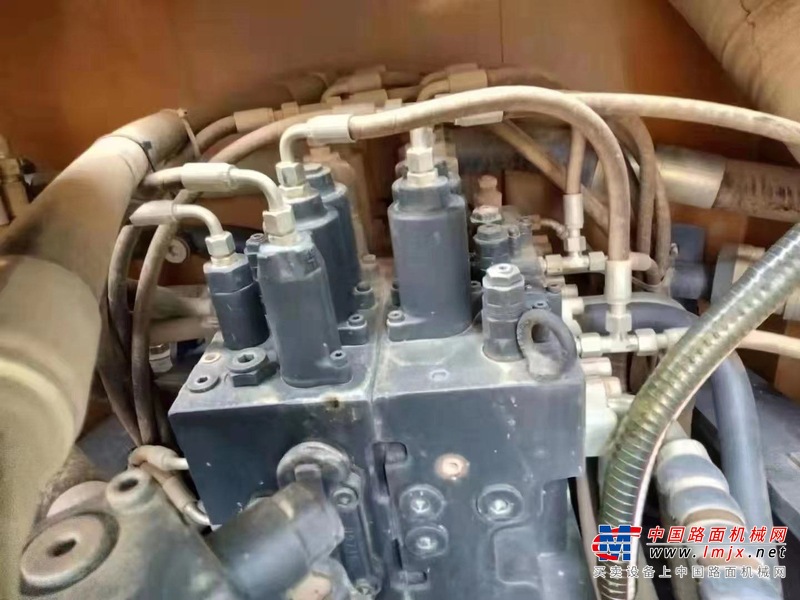 徐州市出售转让二手不详小时2020年徐工XE215D挖掘机