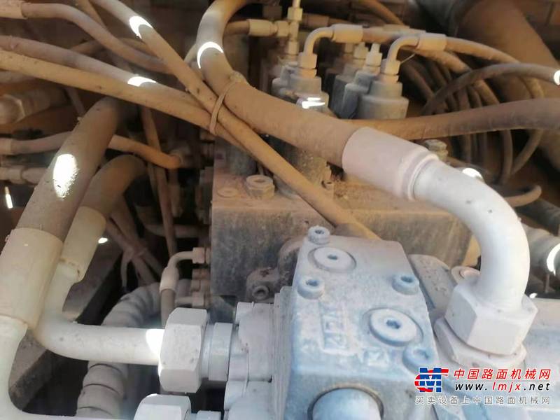 徐州市出售转让二手不详小时2015年徐工XE265C挖掘机