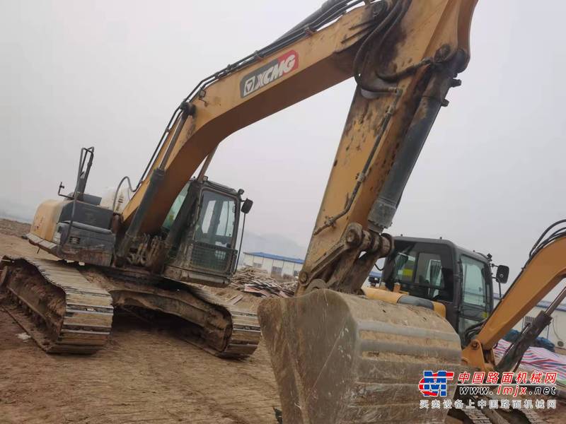 徐州市出售转让二手不详小时2020年徐工XE270DK挖掘机
