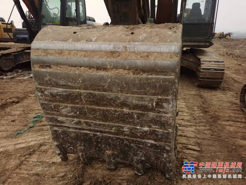 徐州市出售转让二手不详小时2020年徐工XE270DK挖掘机