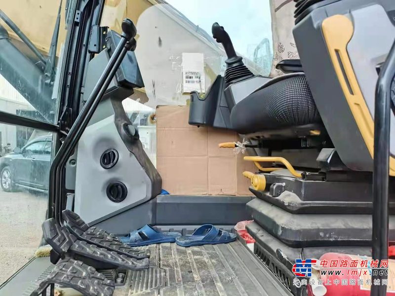 徐州市出售转让二手不详小时2018年卡特彼勒320挖掘机