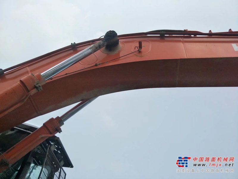 徐州市出售转让二手不详小时2018年日立ZX490挖掘机