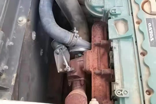 徐州市出售转让二手不详小时2017年沃尔沃EC210挖掘机